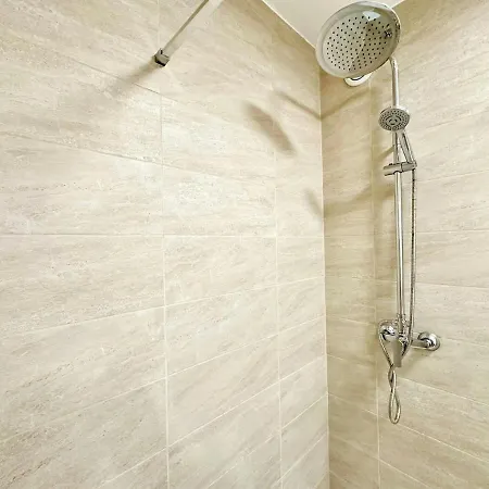 Apartament 50 Des Plages Jolie Centre Juan Les Pins *