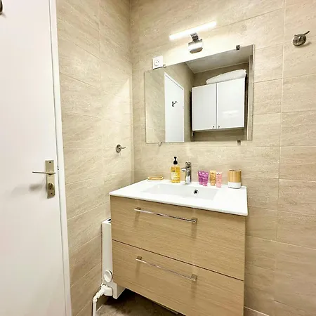 50 Des Plages Jolie Centre Juan Les Pins Apartament Antibes