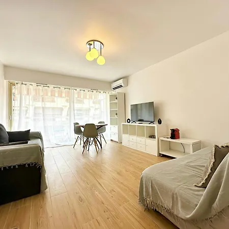 Appartement 50 Des Plages Jolie Centre Juan Les Pins Antibes